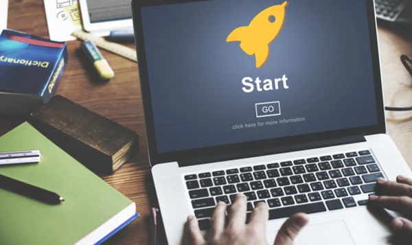Preloaded Software Services from Rentacomputer.com A starting screen on a laptop in use