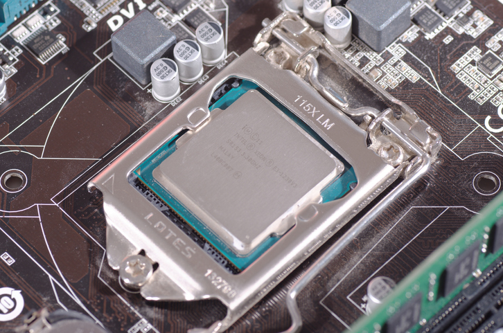 Get a Desktop Equipped Intel Processor Ray Tracing